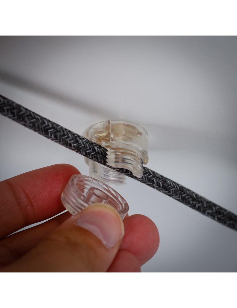 Kunststoff-Kabelhalter