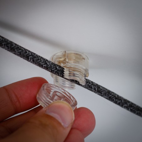 Kunststoff-Kabelhalter