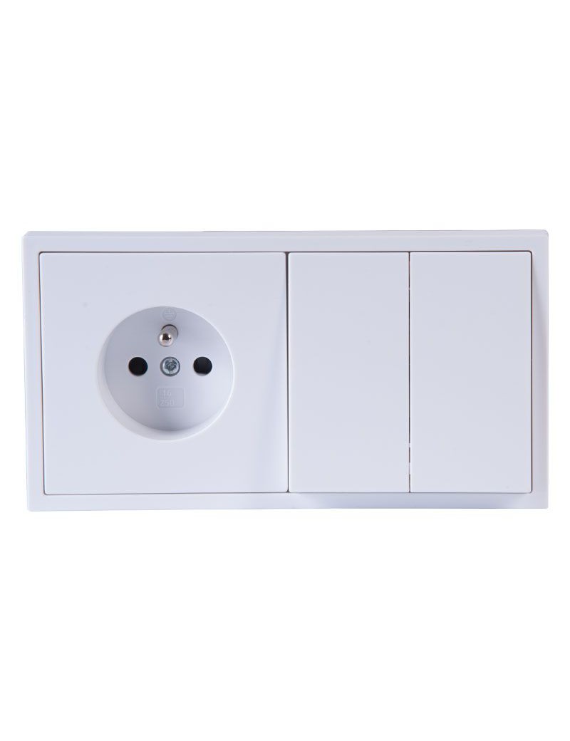 230V Steckdose mit Erdungsstift