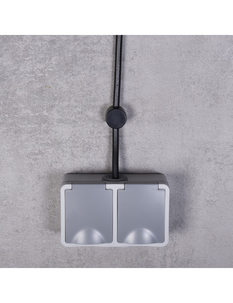 Doppelte SCHUKO-Steckdose IP54