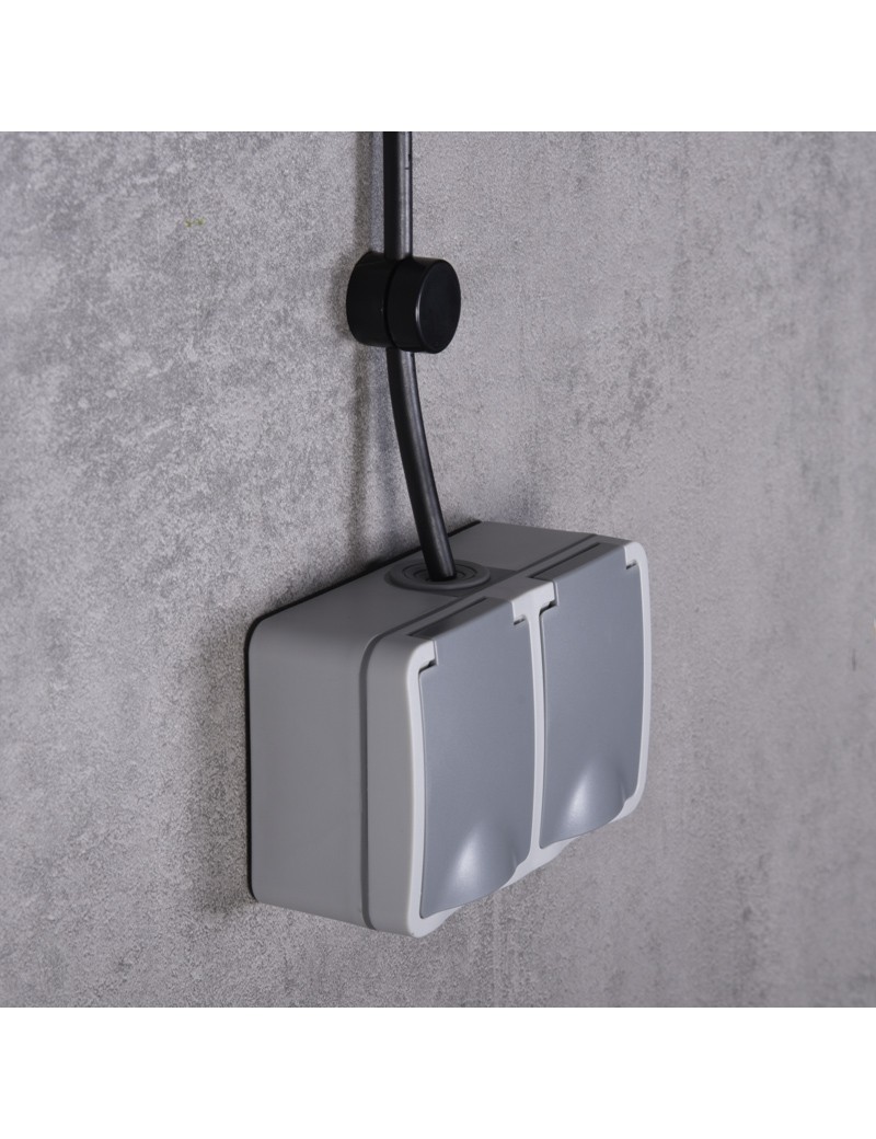 Doppelte SCHUKO-Steckdose IP54