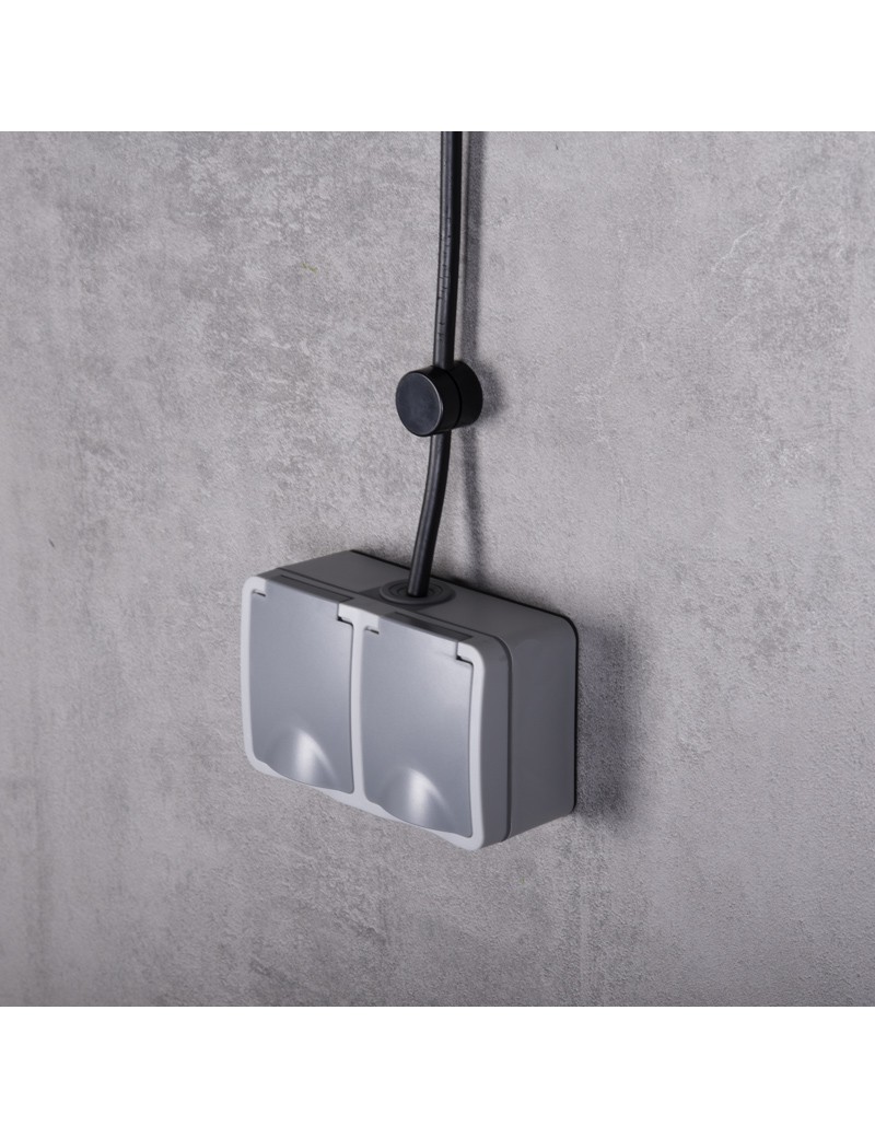 Doppelte SCHUKO-Steckdose IP54