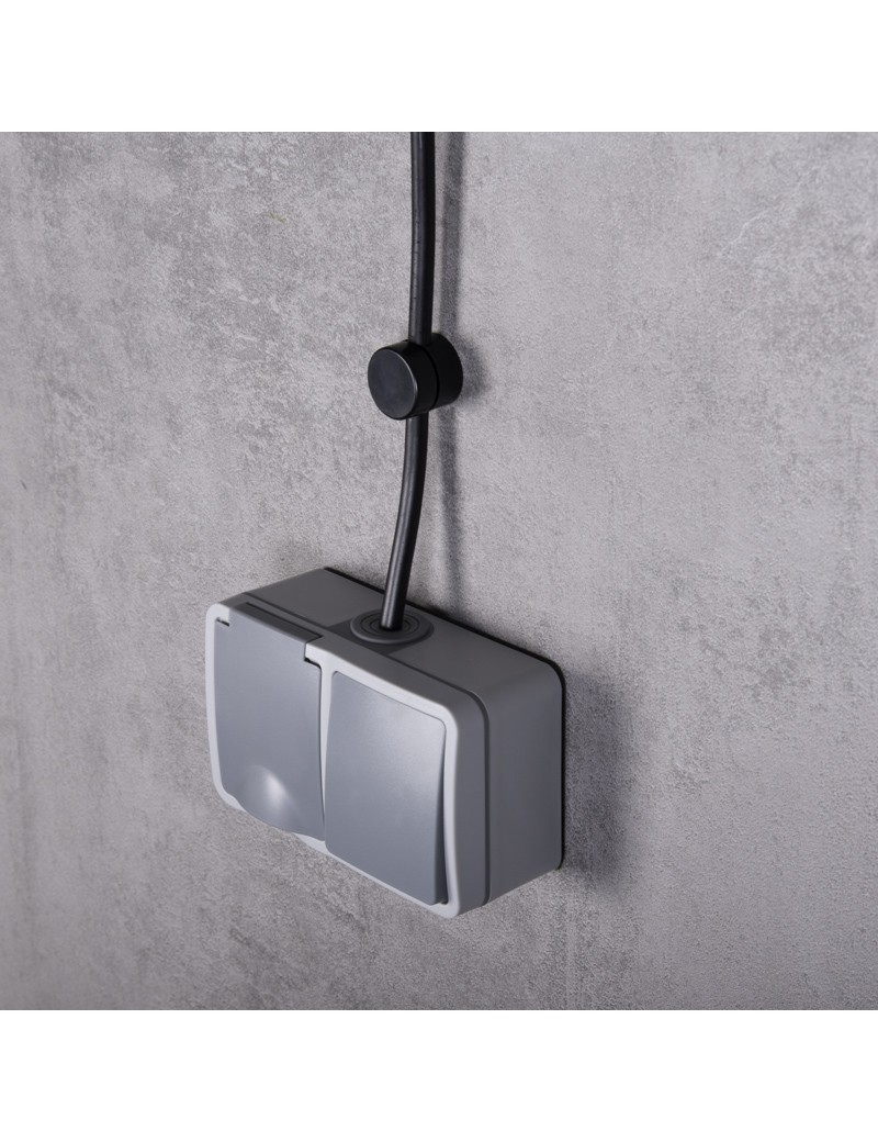 Einzel-Schalter + Steckdose IP54