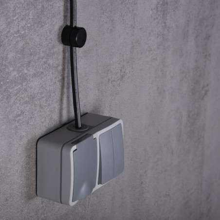 Doppelschalter Treppenlichtschalter + Steckdose IP54
