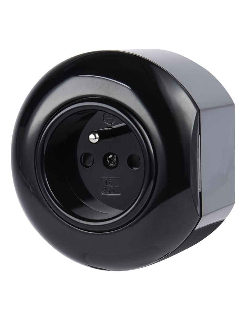 230V Steckdose mit Erdungspin