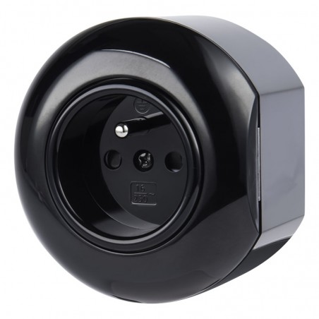 230V Steckdose mit Erdungspin
