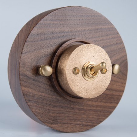 Einschalter aus Messing