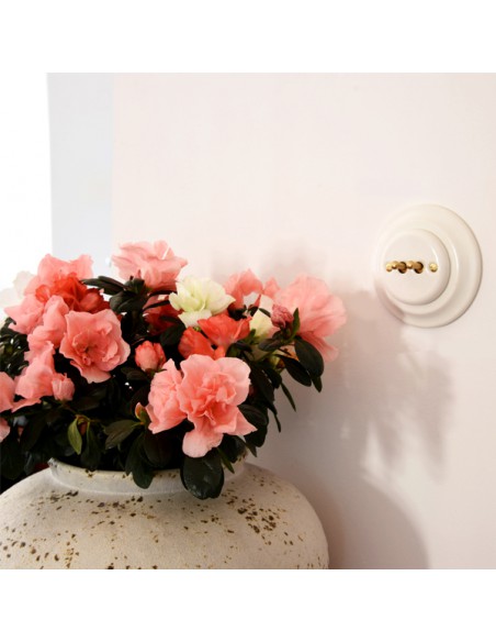 Zweipoliger Hebelschalter