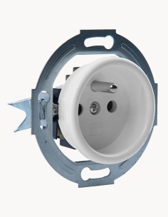 STECKDOSE 230V MIT ERDGUNG WEIß JLM OHNE RAHMEN