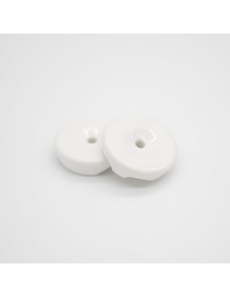 Halter für zwei Kabel