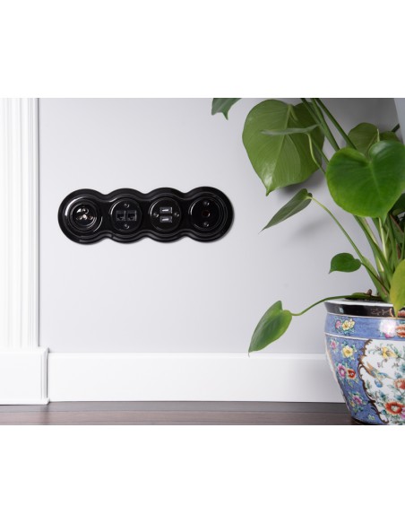 Keramische Unterputz-Steckdose 1xUSB A / 1xUSB C
