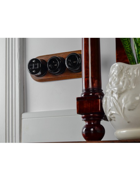 230V SCHUKO-STECKDOSE