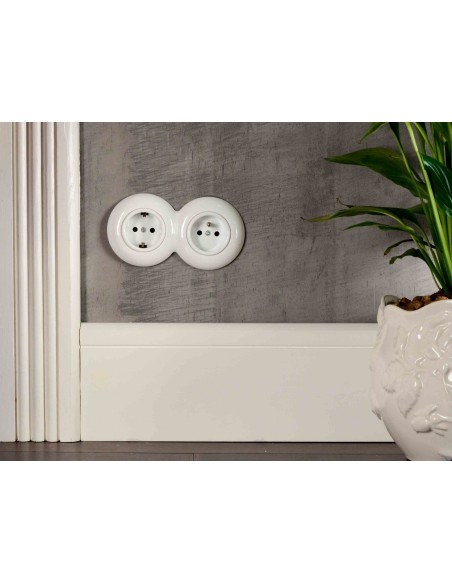 LOFT STECKDOSE 230V SCHUKO WEISS JLM OHNE RAHMEN