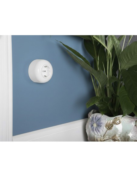 LOFT 230V STECKDOSE MIT ERDUNGSPIN WEISS AUFPUTZ EINZEL JLM