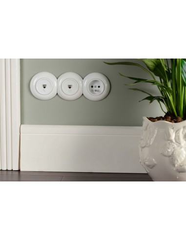 LOFT STECKDOSE 230V SCHUKO WEISS JLM OHNE RAHMEN